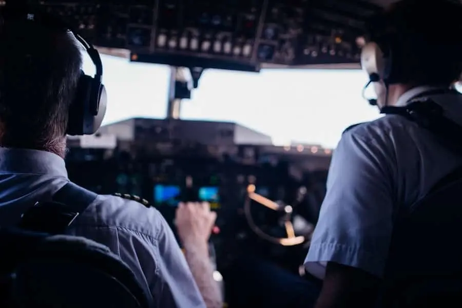 United Airlines customer service flight cancellation
