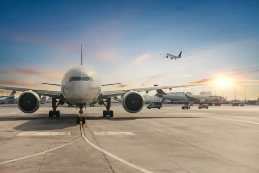 How to change name on united flight reservation?
