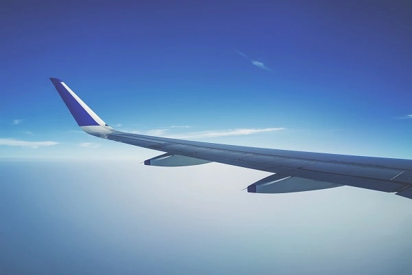 How do I get in touch with Lufthansa Airline