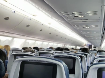 How do I talk to a live person at Southwest Airlines