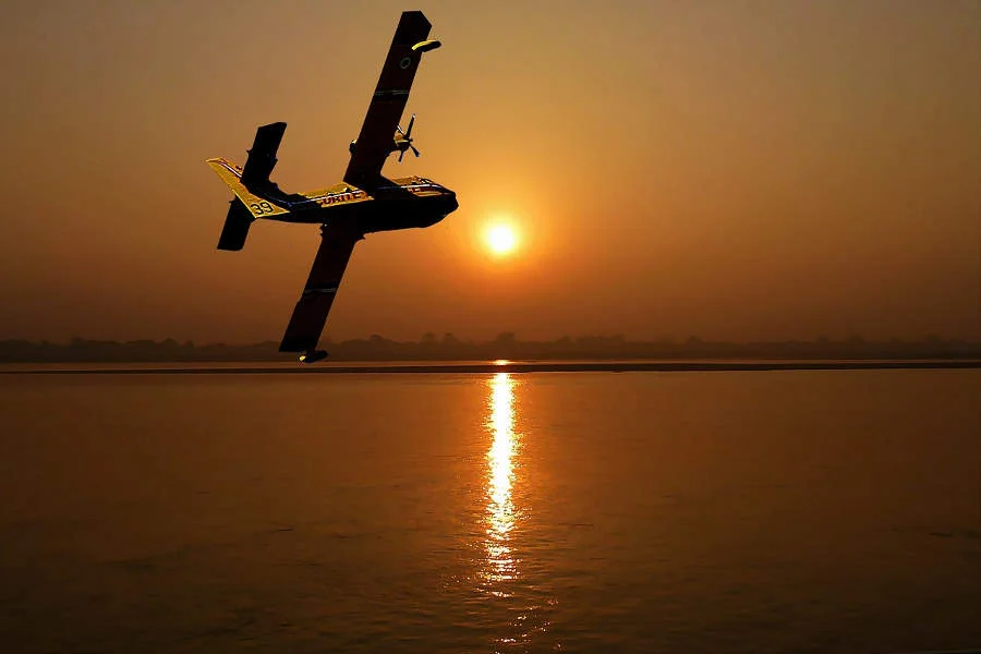 Can you change a flight on Expedia?